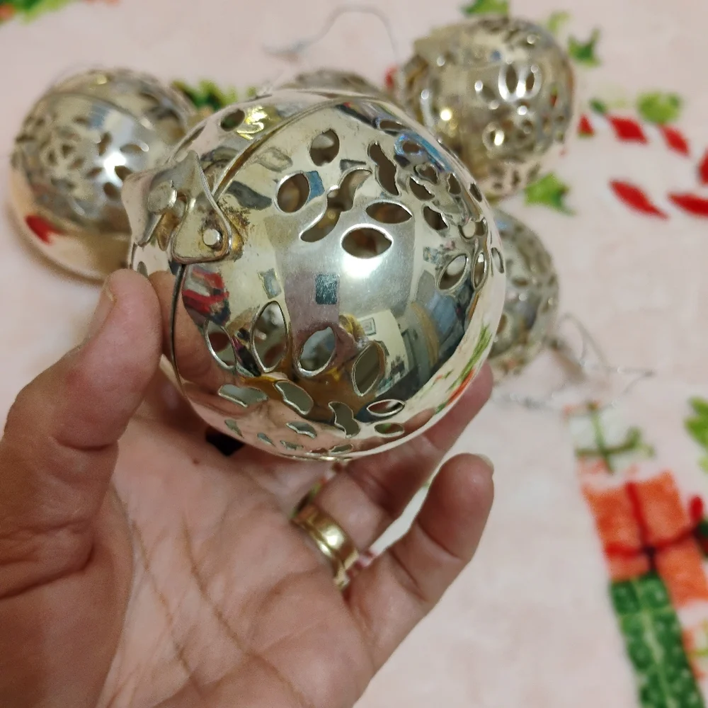 Crate&Barrel Department 56 Potpourri Gift Ornaments Set Of 5